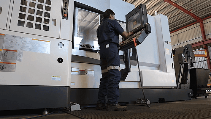 Manufacture of custom hydraulic seals with application-specific materialss